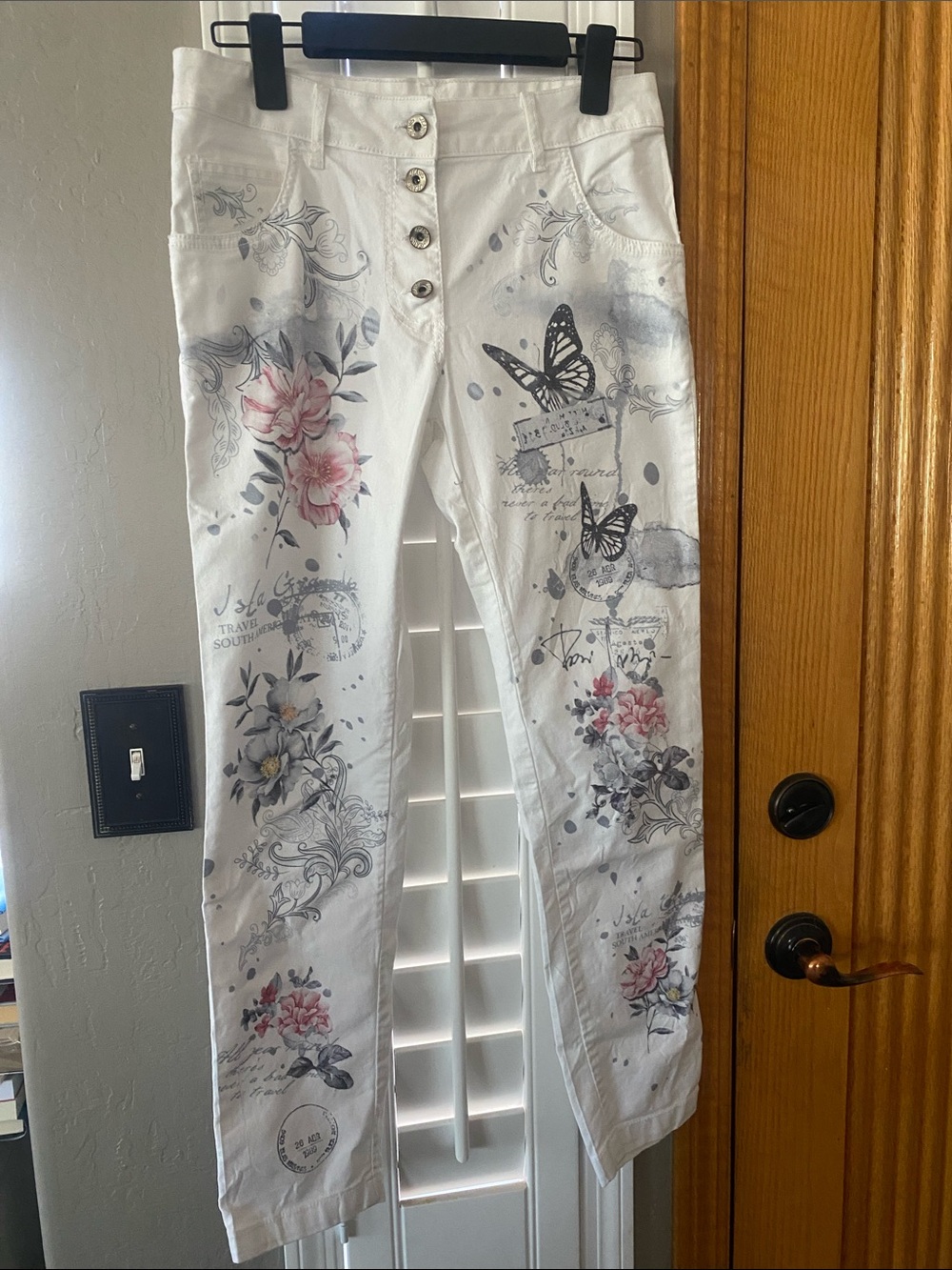 Venti6 Skinny Jeans Floral & Butterflies - Comfortable & Stretchy Material sz M